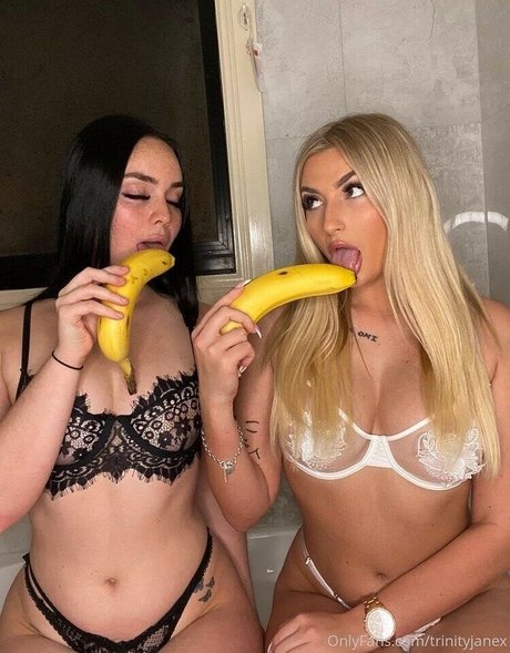 美しいフェラチオオンリーファンズ 無料セクシー 写真