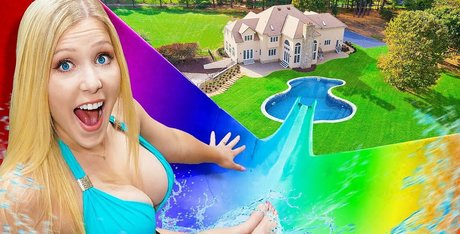 Brianna A スター ヌード ギャラリー