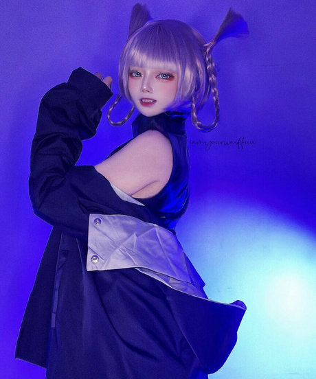 Iamyourwaiffuu トップ女優 写真