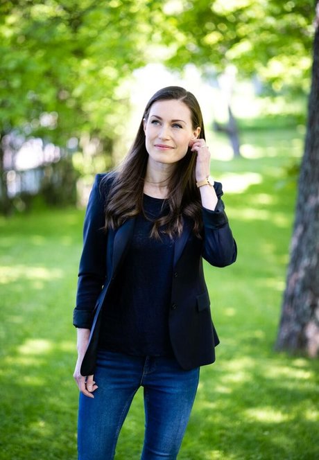 Sanna Marin 美しいモデル 写真