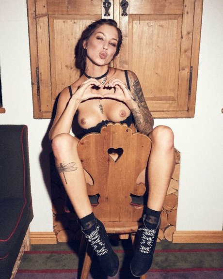 Lena Klahr 無料スター 写真