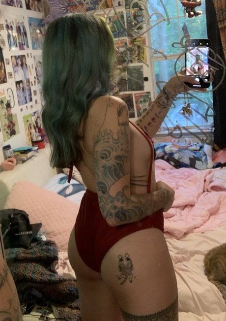 黒檀の偽おっぱいオンリーファンズ ホットポルノ 画像