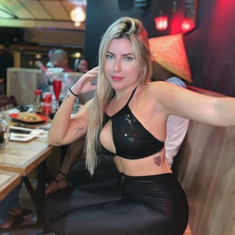libiaximenes 素敵なモデル 写真