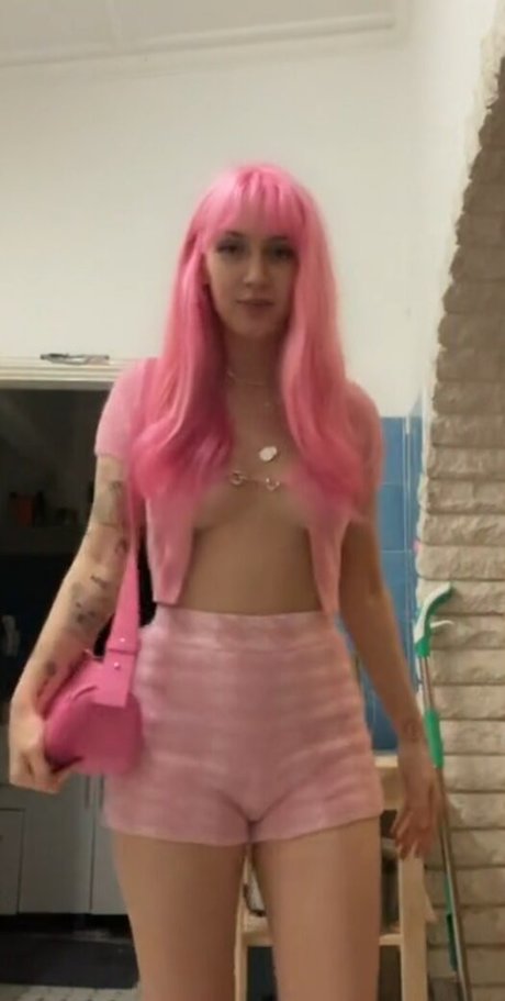 Peach PRC セクシーモデル 画像