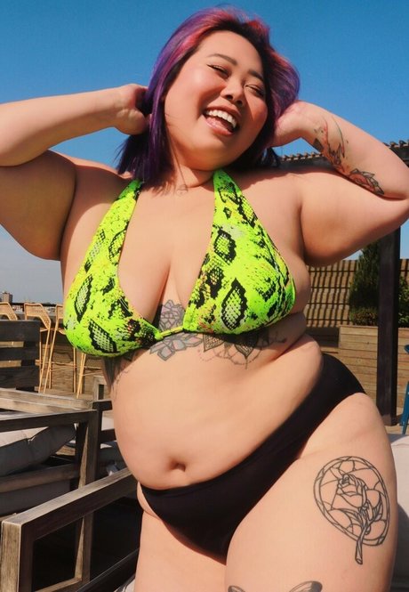P s Kaguya かわいいポルノスター 写真