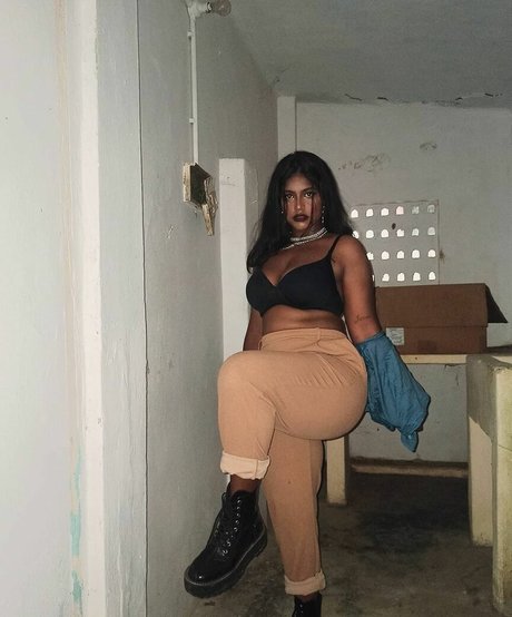 keepinitnejm セクシー女優 ギャラリー