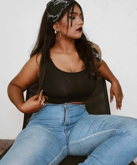 keepinitnejm スター xxx 写真