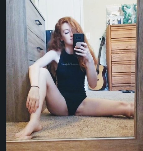 美しいアジア人オンリーファンズ セクシーヌード アーカイブ
