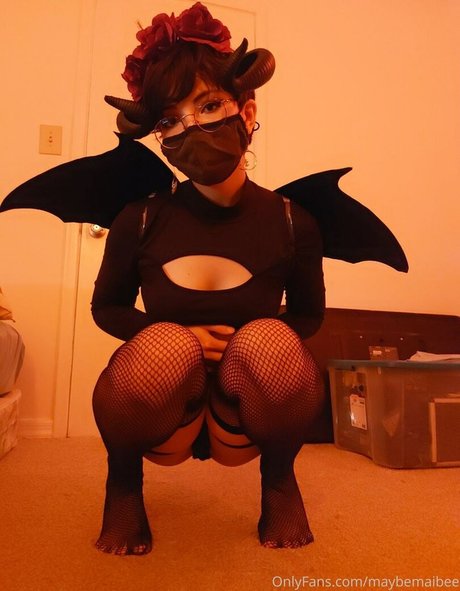 Maybemaibee ポルノスター エロティック 写真
