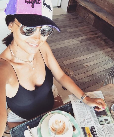 Caterina Balivo HDスター 画像