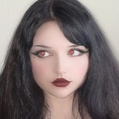 Crucifixkittie xxxスター 写真