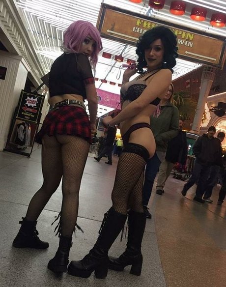 Ghoulempress ポルノスター 写真