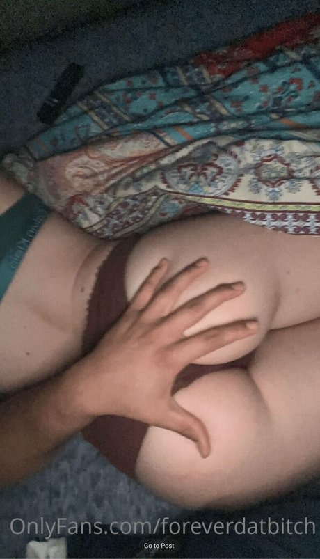 foreverdatbitch ヌードスター 写真