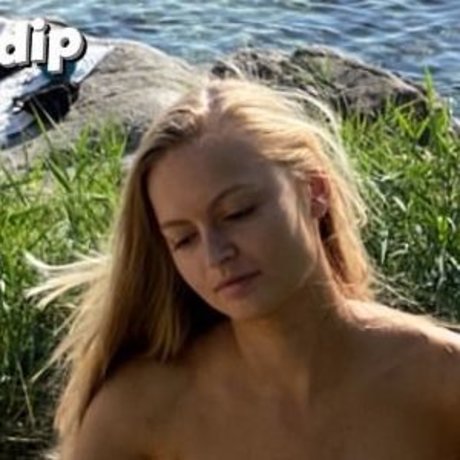 Isobeljtaylor ポルノスター パーフェクト 写真