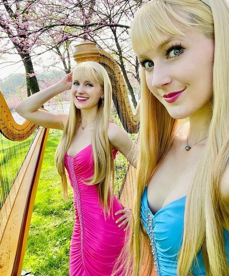 Camille And Kennerly アートスター 写真