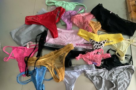 巻き毛のティーンズオンリーファンズ HD アーカイブ