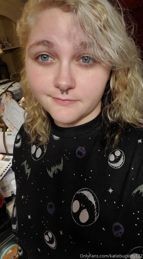 大学生のティーンオンリーファン セクシー裸 写真