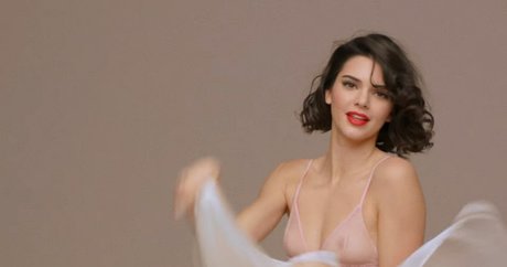 BBWソロオンリーファンズ 美しいヌード 写真