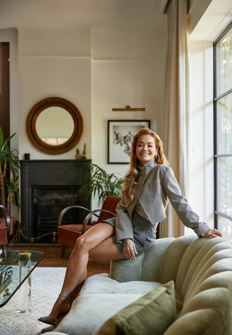 デカ尻ジーンズ オンリーファンズ 限定 写真