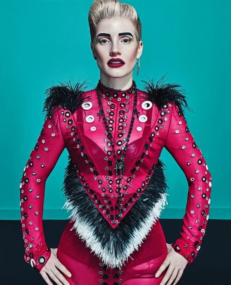 asmr 足 オンリーファンズ セクシーヌード 写真