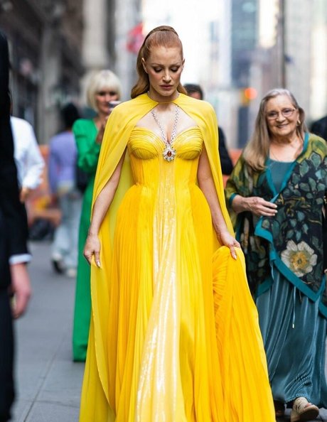 赤毛の熟女オンリーファンズ アートxxx 画像