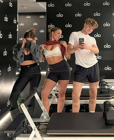 Mackenzie Ziegler 独占ポルノスター 画像