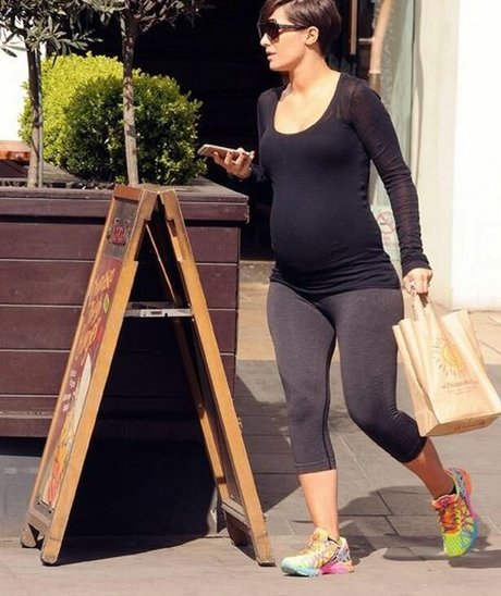 ラテン系熟女オンリーファンズ ホットポルノ 画像