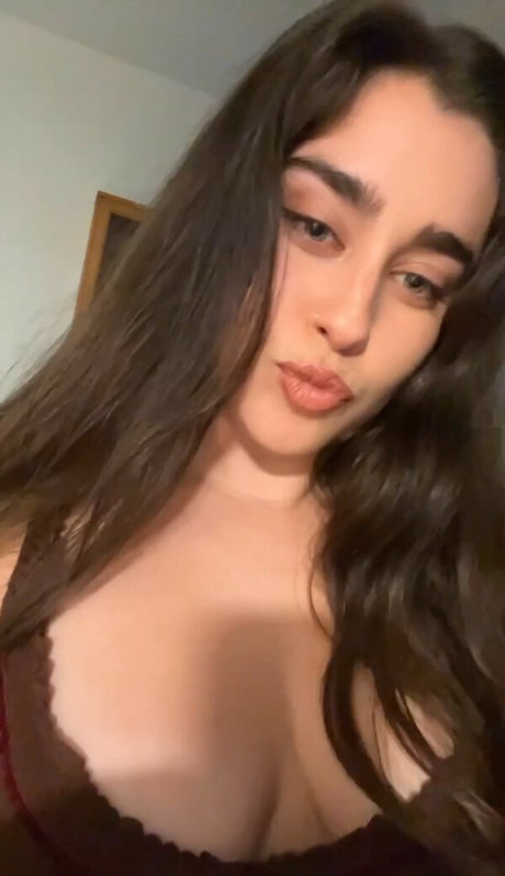 Lauren Jauregui エロティックなスター ギャラリー
