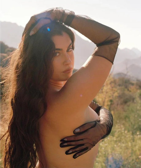 Lauren Jauregui ポルノスター 素敵 写真