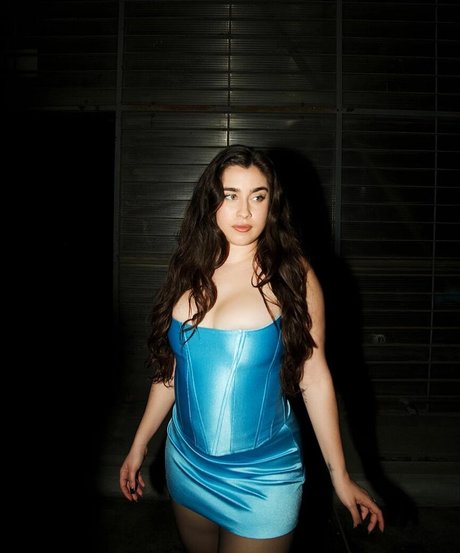 Lauren Jauregui アダルトモデル ギャラリー