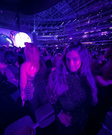 Lauren Jauregui top profile image