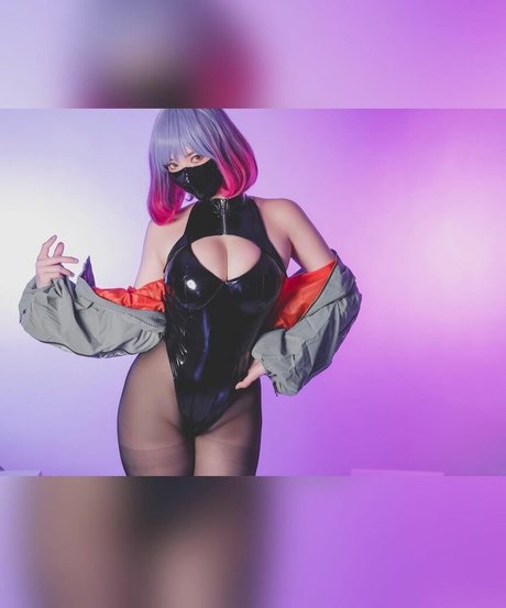 Ying Tze ヌードのポルノスター 写真