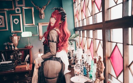 Ying Tze アートモデル 写真