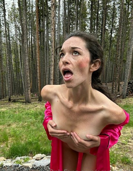 コロンビアのティーンオンリーファンズ セクシー 写真