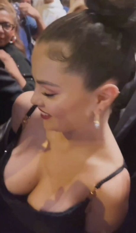 ギャングオンリーファン ホットセックス 写真