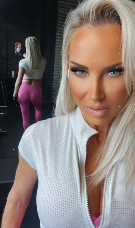 ホットなティーンオンリーファン 無料ポルノ 写真