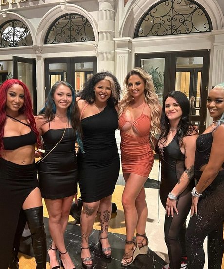 Skye Dolecki ヌード女優 画像