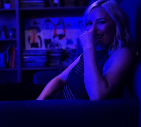 太ったフェチオンリーファンズ 裸 画像