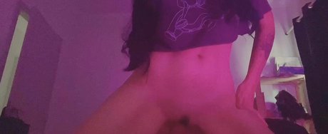 教師 熟女 オンリーファンズ エロチック 画像