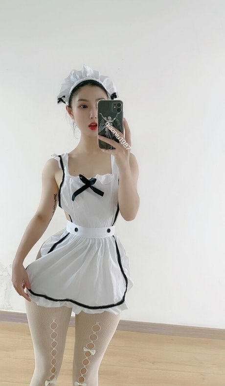 痩せた美女オンリーファンズ ホットセックス 写真