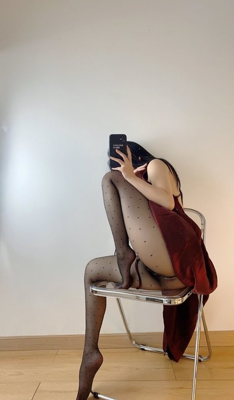 興奮したアジア人のオンリーファンズ 無料xxx 写真