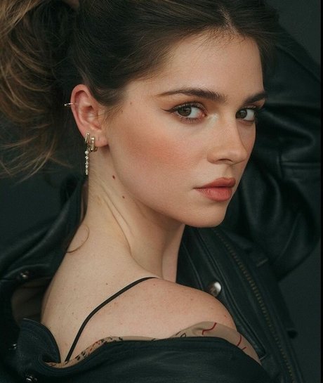 Jessy Hartel ヌード女優 ギャラリー