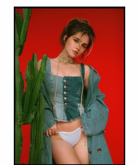 Jessy Hartel 高品質モデル 画像