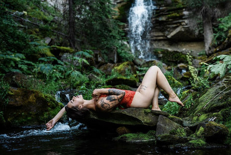 Maddison Noel かわいいポルノスター 写真