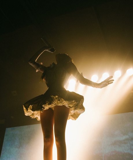 オンリーファンズを舐める セクシーヌード 写真