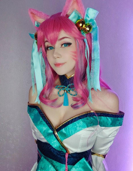 Anastasia Komori HDスター ギャラリー