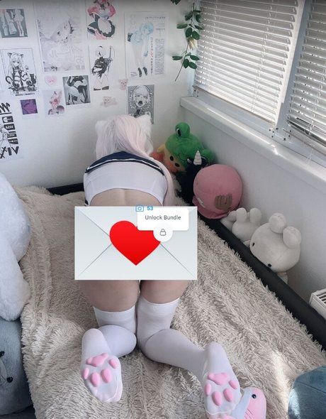 purrrik ポルノスター アート 写真