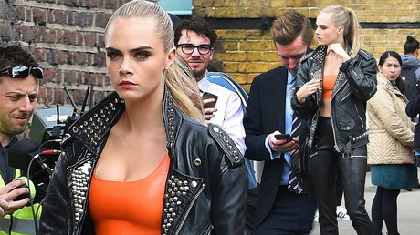 いたずらなオンリーファンズ セクシー裸 アーカイブ