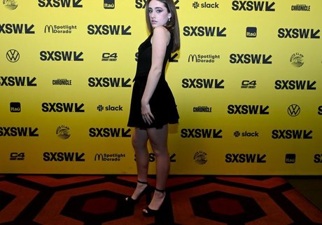 Rachel Anne Sennott セクシー女優 写真