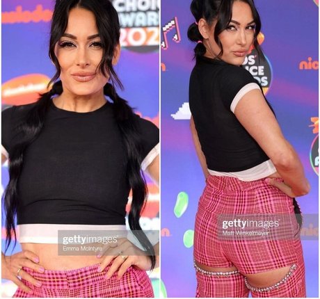 セクシーなラテン系オンリーファンズ ヌード 写真